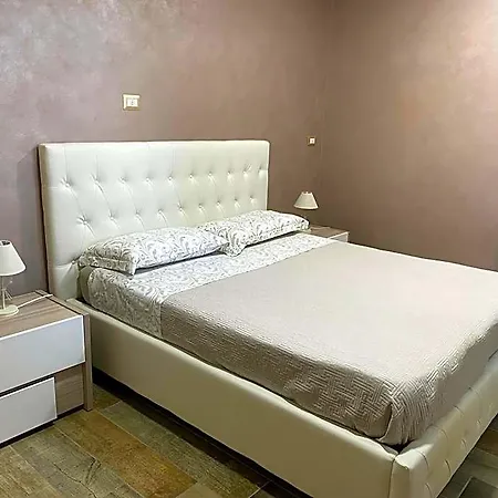 Domus D'italia Bed & Breakfast Mirabella Eclano